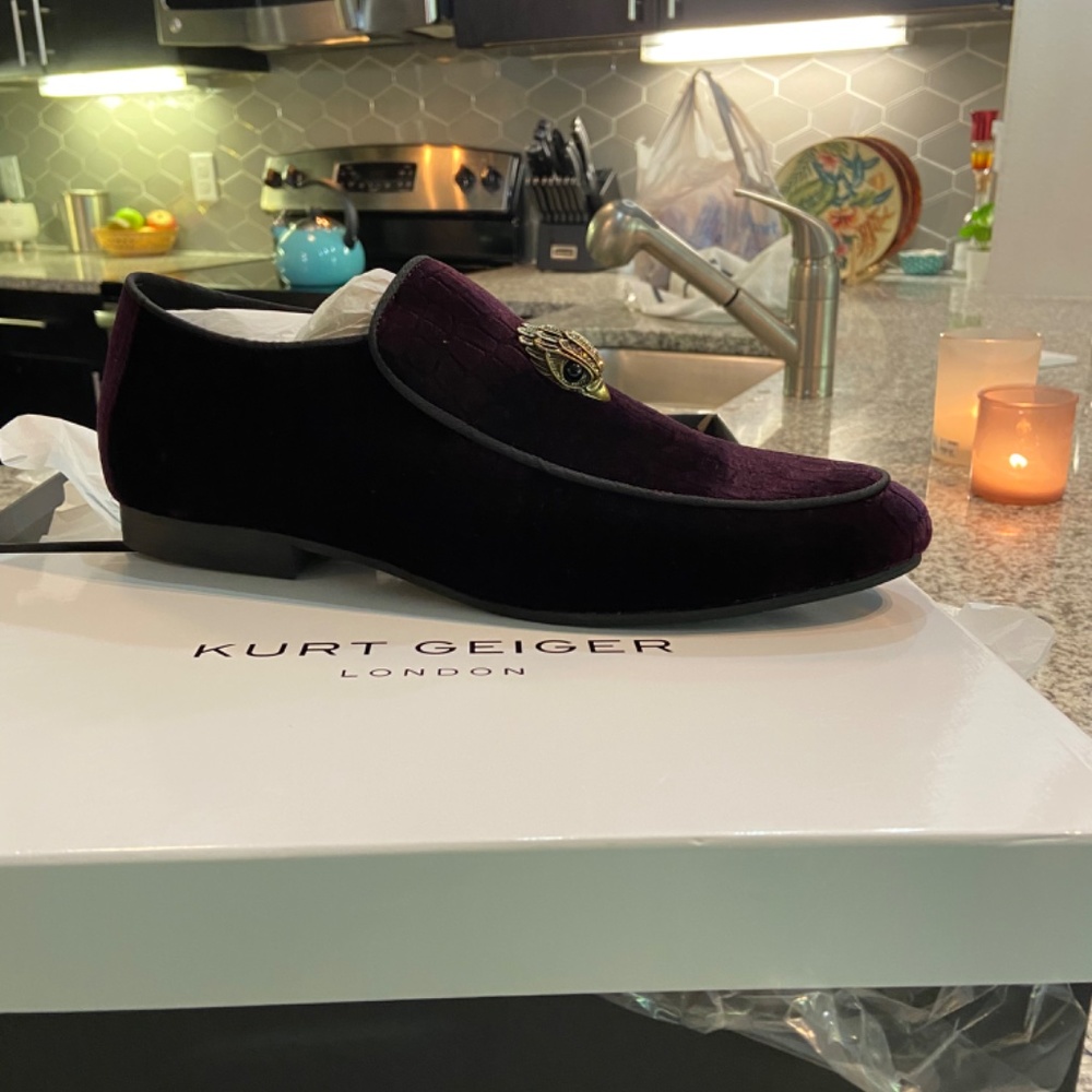 Shoes - Picture 4 of 6